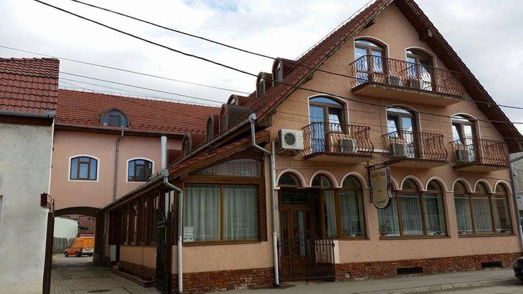 Hotel Kon Tiki Hermannstadt Exterior foto